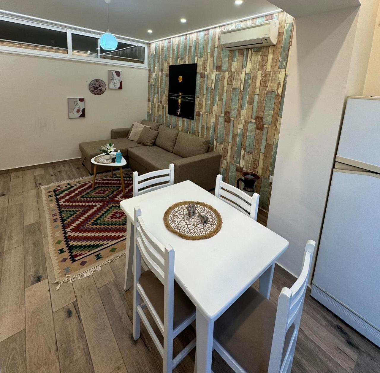 Urban Oasis 2 Appartement Tirana Buitenkant foto